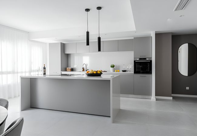 Apartamento en Marbella - Modern & Luxurious Penthouse 900m to the Beach 