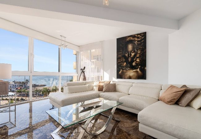 Apartamento en Marbella - Lujoso apartamento de 2 dormitorios en Primera Linea de Playa Apartamento en Marbella - Lujoso apartamento de 2 dormitorios en Primera Linea de Playa
