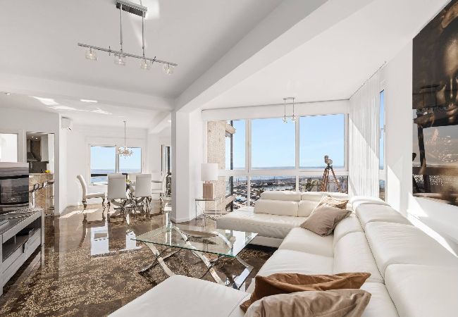 Apartamento en Marbella - Lujoso apartamento de 2 dormitorios en Primera Linea de Playa Apartamento en Marbella - Lujoso apartamento de 2 dormitorios en Primera Linea de Playa