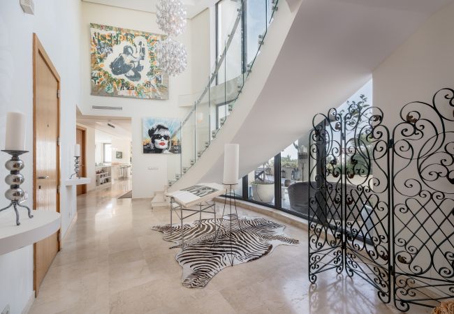 Apartamento en Marbella - Exclusivo Atico con 4 dormitorios en  Sierra Blanca