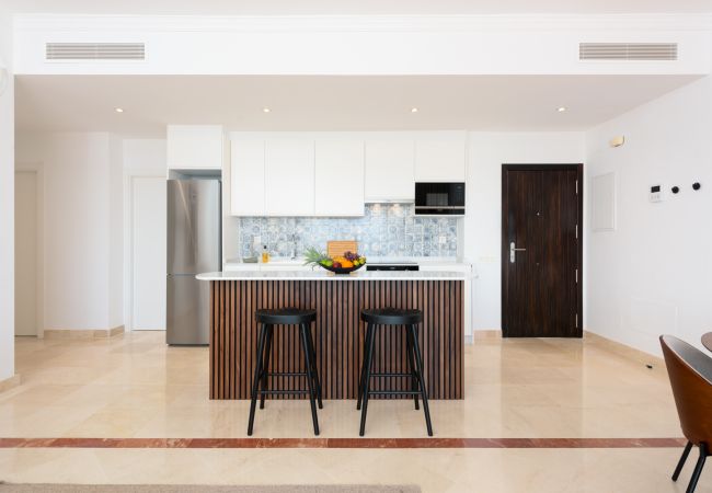Apartamento en Benahavís - Atico en Paraiso Pueblo con Jacuzzi Privado Apartamento en Benahavís - Atico en Paraiso Pueblo con Jacuzzi Privado