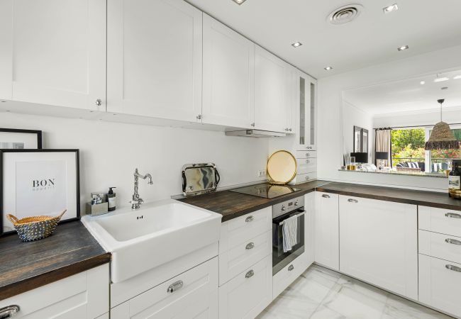 Apartamento en Nueva andalucia - Luminoso apartamento con 2 dormitorios  recientemente reformado Apartamento en Nueva andalucia - Luminoso apartamento con 2 dormitorios  recientemente reformado
