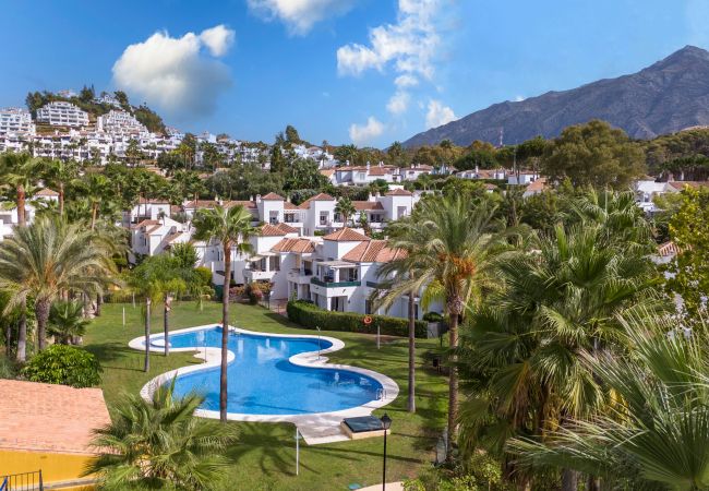 Apartamento en Nueva andalucia - Luminoso apartamento con 2 dormitorios  recientemente reformado Apartamento en Nueva andalucia - Luminoso apartamento con 2 dormitorios  recientemente reformado