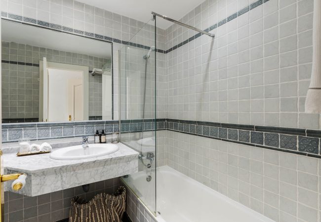Apartamento en Nueva andalucia - Luminoso apartamento con 2 dormitorios  recientemente reformado Apartamento en Nueva andalucia - Luminoso apartamento con 2 dormitorios  recientemente reformado