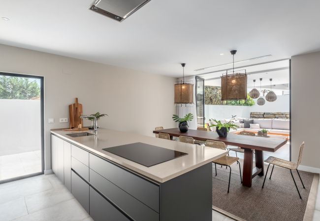 Villa en Marbella - Contemporary Villa within walking distance to the beach Villa en Marbella - Contemporary Villa within walking distance to the beach