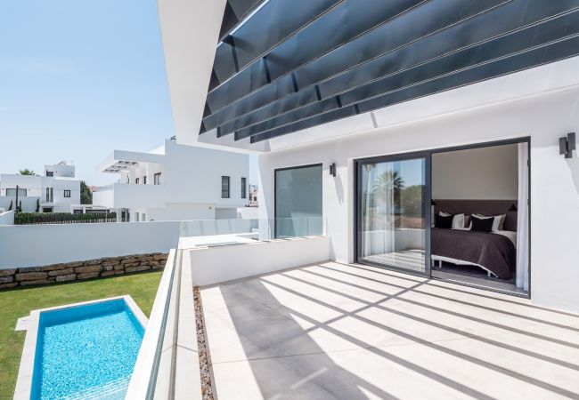 Villa en Marbella - Contemporary Villa within walking distance to the beach Villa en Marbella - Contemporary Villa within walking distance to the beach