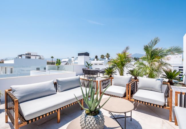 Villa en Marbella - Contemporary Villa within walking distance to the beach Villa en Marbella - Contemporary Villa within walking distance to the beach