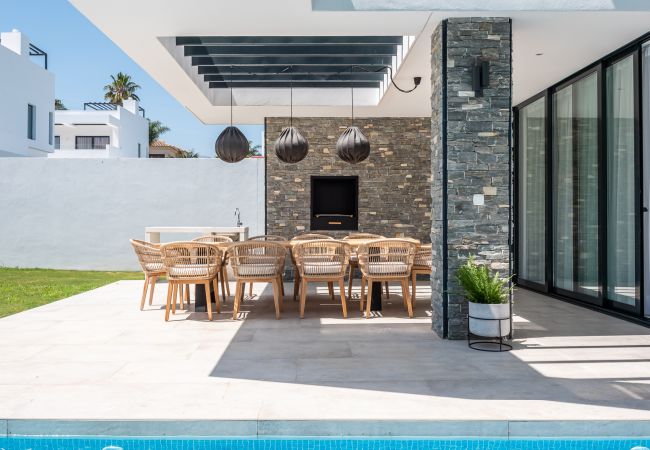 Villa en Marbella - Contemporary Villa within walking distance to the beach Villa en Marbella - Contemporary Villa within walking distance to the beach