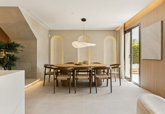 Casa adosada en Marbella - Casa Playa con Piscina Privada Casa adosada en Marbella - Casa Playa con Piscina Privada
