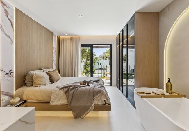 Casa adosada en Marbella - Casa Playa con Piscina Privada Casa adosada en Marbella - Casa Playa con Piscina Privada