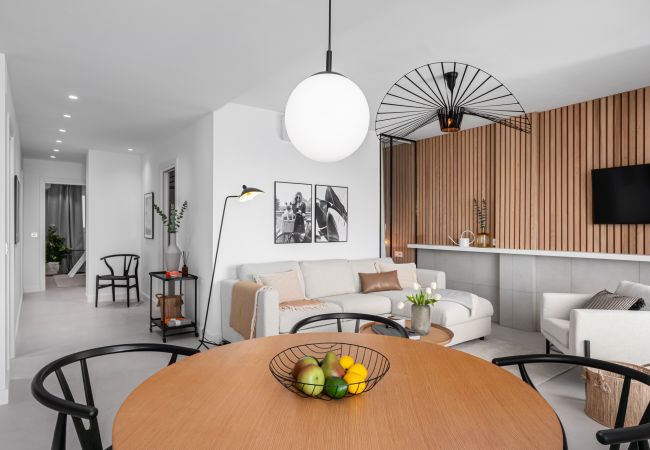 Apartamento en Nueva andalucia - Elegante Residencia Renovada  Apartamento en Nueva andalucia - Elegante Residencia Renovada