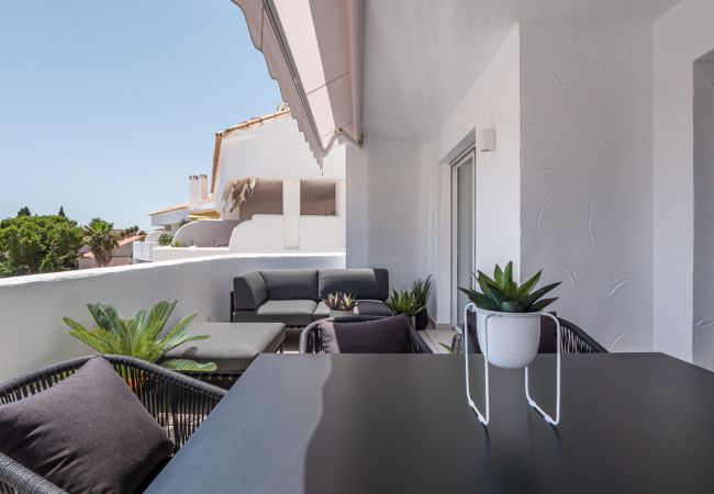 Apartamento en Nueva andalucia - Elegante Residencia Renovada  Apartamento en Nueva andalucia - Elegante Residencia Renovada