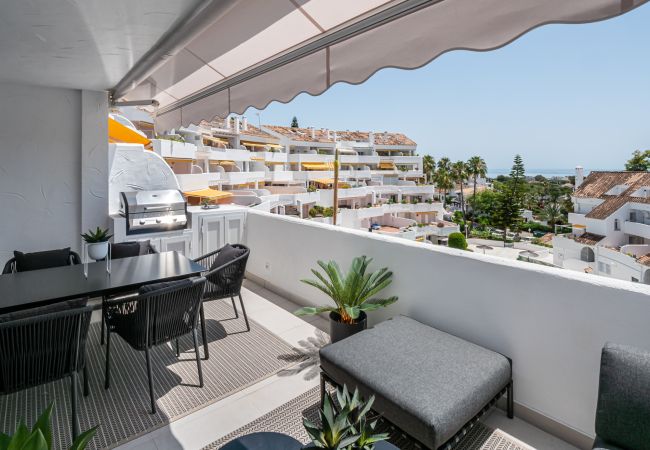 Apartamento en Nueva andalucia - Elegante Residencia Renovada  Apartamento en Nueva andalucia - Elegante Residencia Renovada
