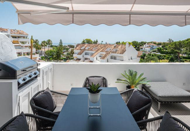 Apartamento en Nueva andalucia - Elegante Residencia Renovada  Apartamento en Nueva andalucia - Elegante Residencia Renovada