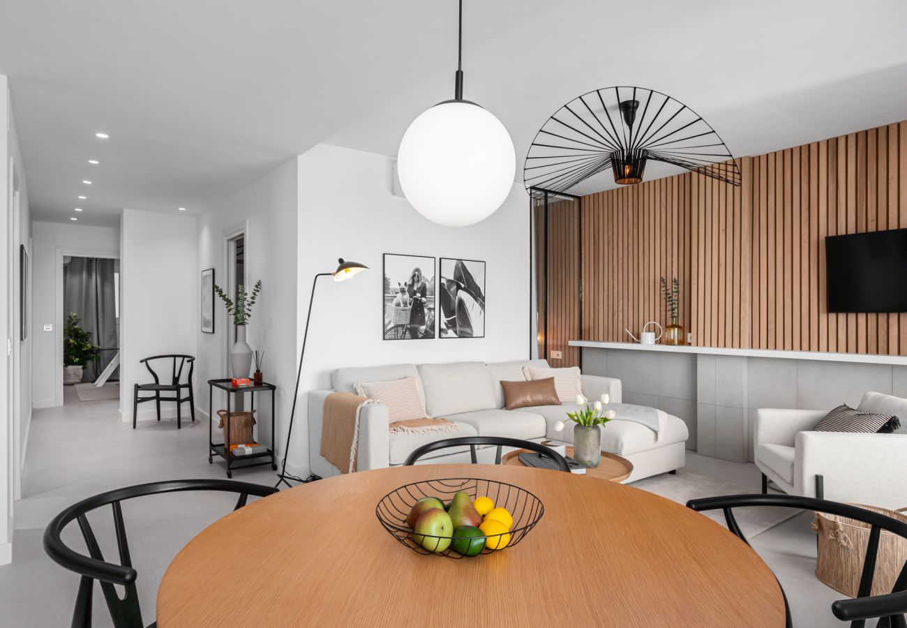 Apartamento en Nueva andalucia - Elegante Residencia Renovada  Apartamento en Nueva andalucia - Elegante Residencia Renovada
