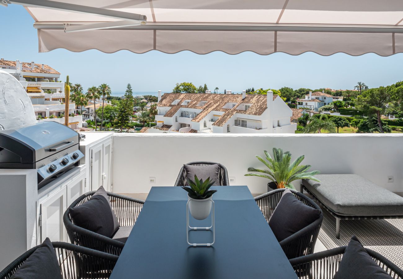 Apartamento en Nueva andalucia - Elegante Residencia Renovada  Apartamento en Nueva andalucia - Elegante Residencia Renovada