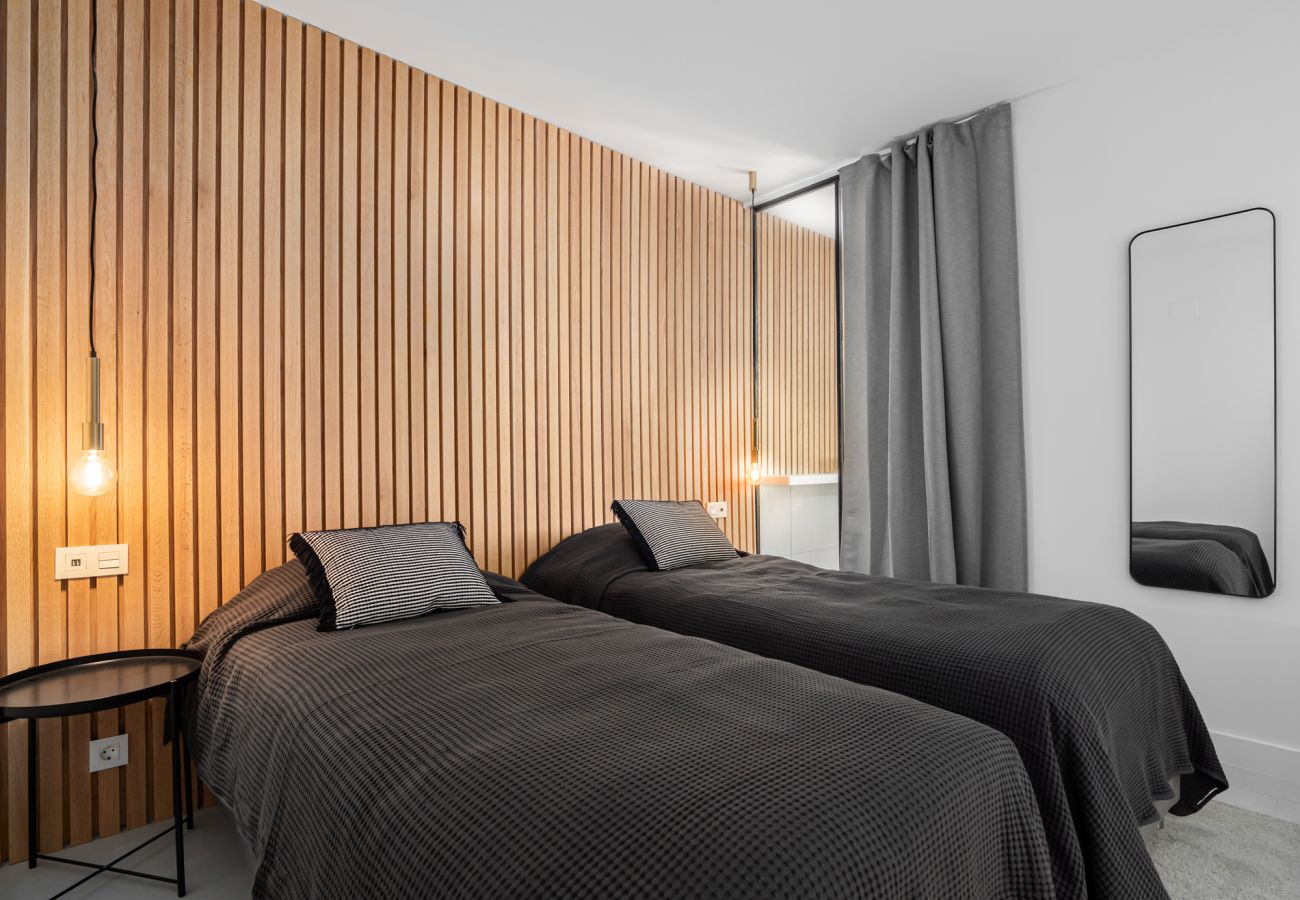 Apartamento en Nueva andalucia - Elegante Residencia Renovada  Apartamento en Nueva andalucia - Elegante Residencia Renovada