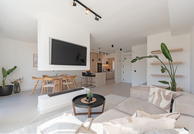Apartamento en Marbella - Moderno apartamento de 3 dormitorios en comunidad cerrada en Aloha