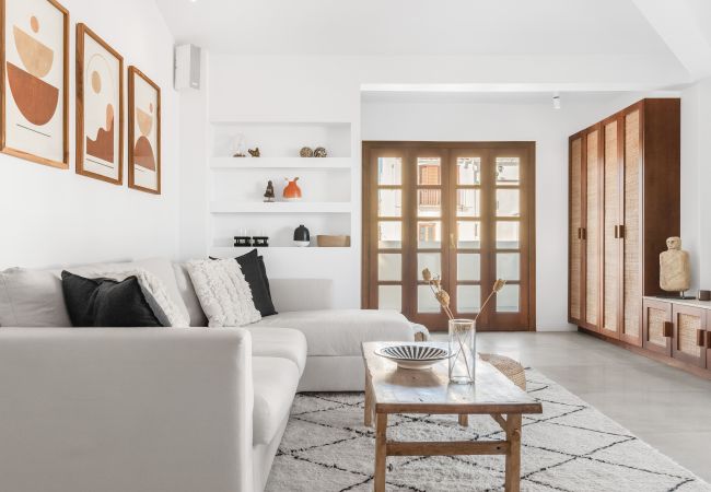 Apartment in Marbella - Amazing 2 Bedroom Penthouse at Golden Mile  Apartment in Marbella - Amazing 2 Bedroom Penthouse at Golden Mile
