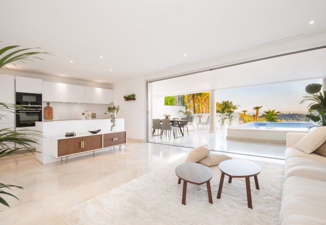  in Marbella - Stunning flat with Private Pool 