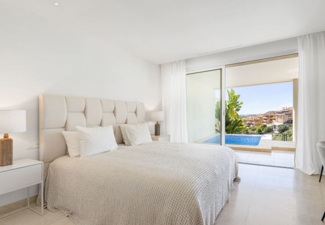 Apartment in Marbella - 4-Bed apartment w. private pool Apartment in Marbella - 4-Bed apartment w. private pool
