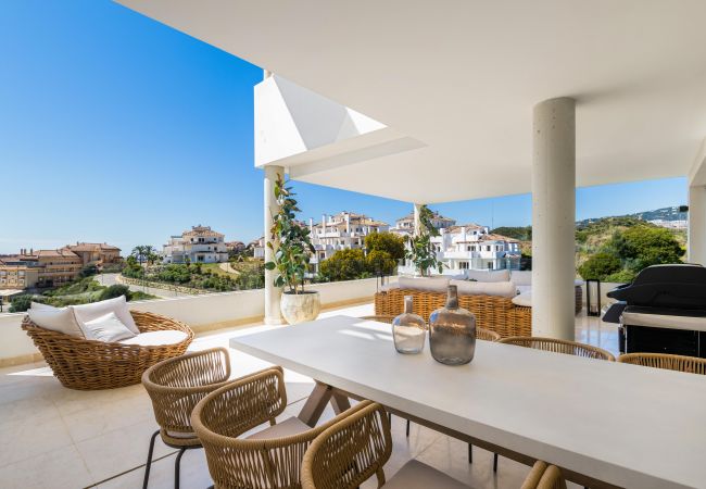 Apartment in Marbella - 4-Bed apartment w. private pool Apartment in Marbella - 4-Bed apartment w. private pool