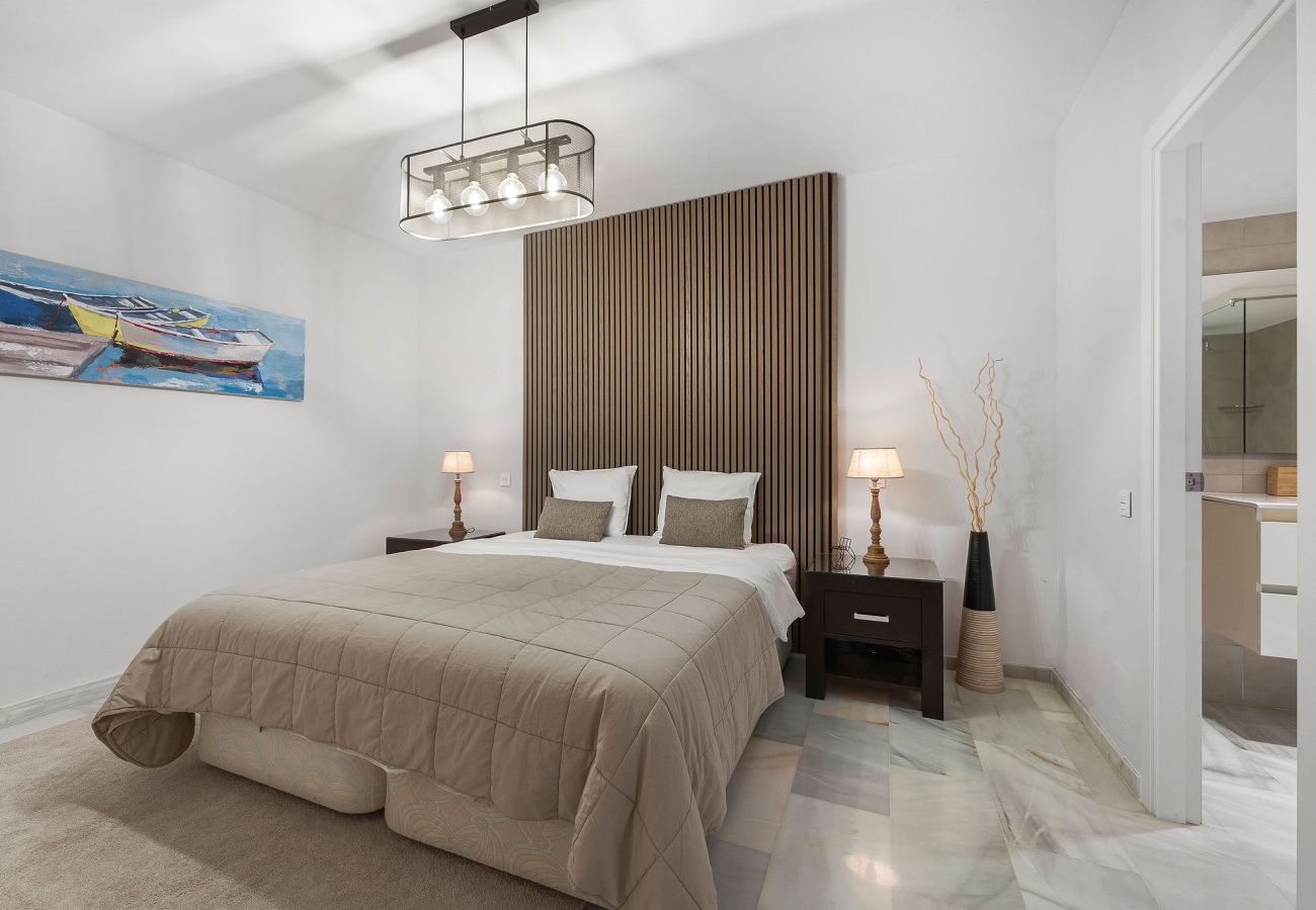 Apartment in Marbella - Ground floor newly refurbished 3 bedroom apartment  Apartment in Marbella - Ground floor newly refurbished 3 bedroom apartment