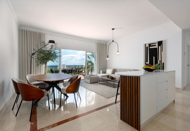 Apartment in Benahavís - Paraiso Pueblo Penthouse with Private Jacuzzi Apartment in Benahavís - Paraiso Pueblo Penthouse with Private Jacuzzi