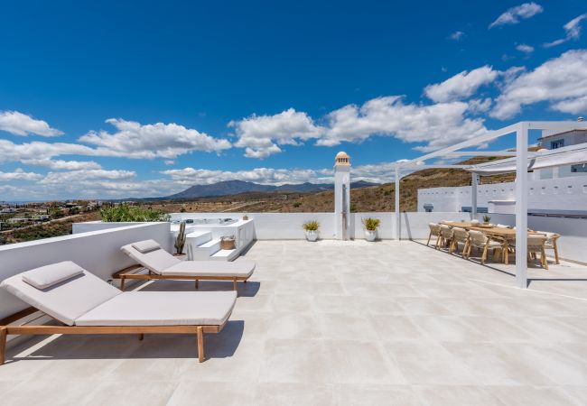 Apartment in Benahavís - Paraiso Pueblo Penthouse with Private Jacuzzi Apartment in Benahavís - Paraiso Pueblo Penthouse with Private Jacuzzi