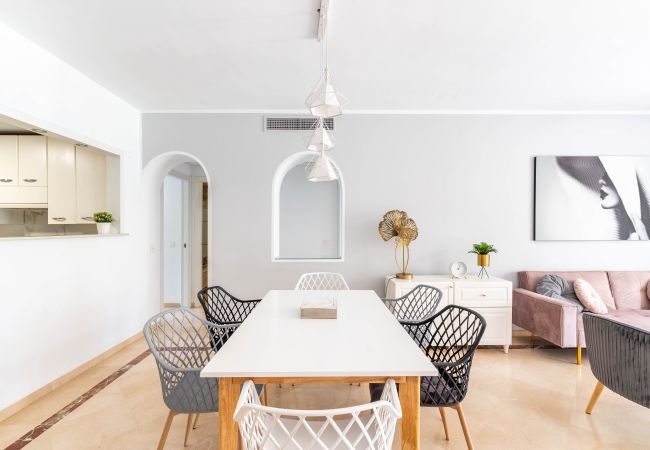 Apartment in Estepona - Delightful 2-Bedroom Garden Apartment in Costalita Apartment in Estepona - Delightful 2-Bedroom Garden Apartment in Costalita