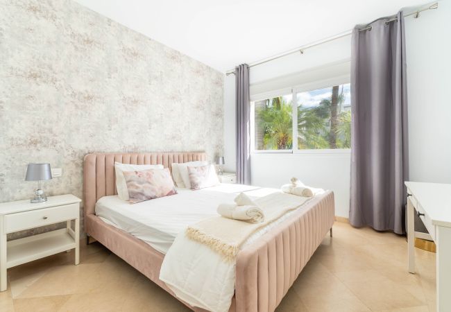 Apartment in Estepona - Delightful 2-Bedroom Garden Apartment in Costalita Apartment in Estepona - Delightful 2-Bedroom Garden Apartment in Costalita