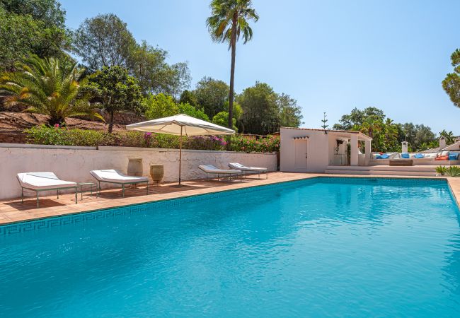 Villa in Marbella - Stunning Country-Style Villa Villa in Marbella - Stunning Country-Style Villa