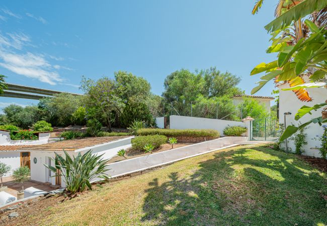 Villa in Marbella - Stunning Country-Style Villa Villa in Marbella - Stunning Country-Style Villa