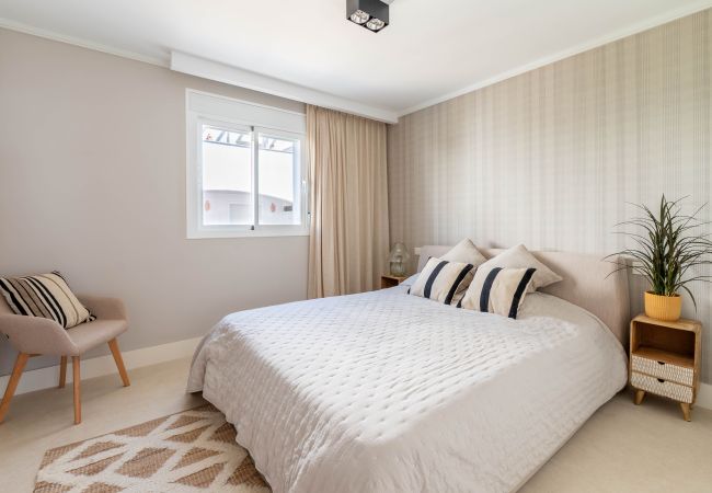 Apartment in Marbella - Modern Duplex Penthouse at Aloha Royal Apartment in Marbella - Modern Duplex Penthouse at Aloha Royal