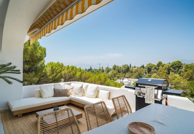  in Marbella - Fabulous Duplex Apartment in Eagle Village