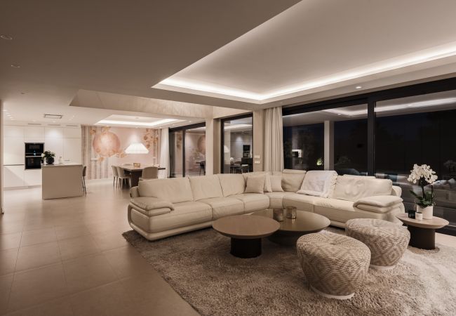 Villa in Estepona - Your Private Oasis in South Spain Villa in Estepona - Your Private Oasis in South Spain