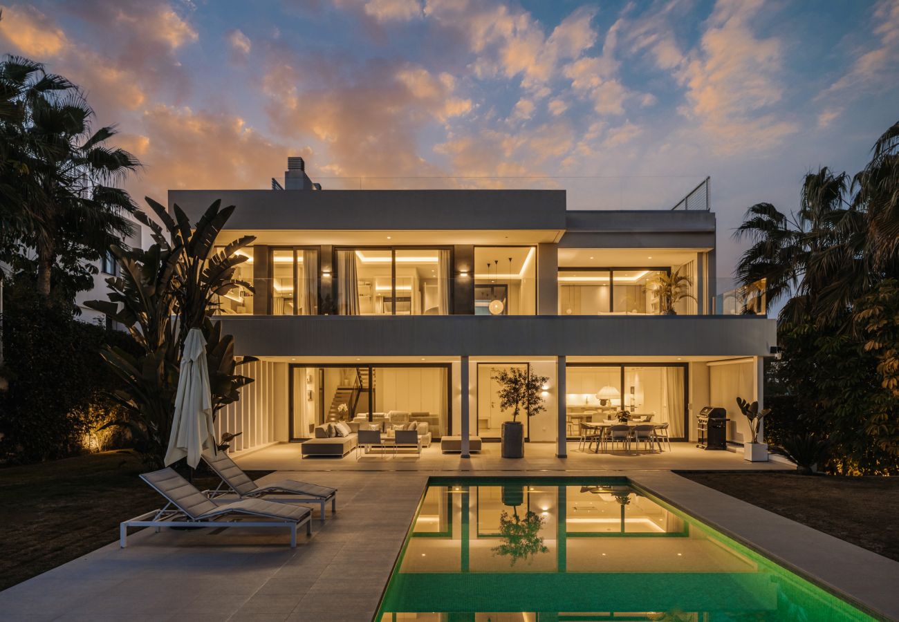 Villa in Estepona - Your Private Oasis in South Spain