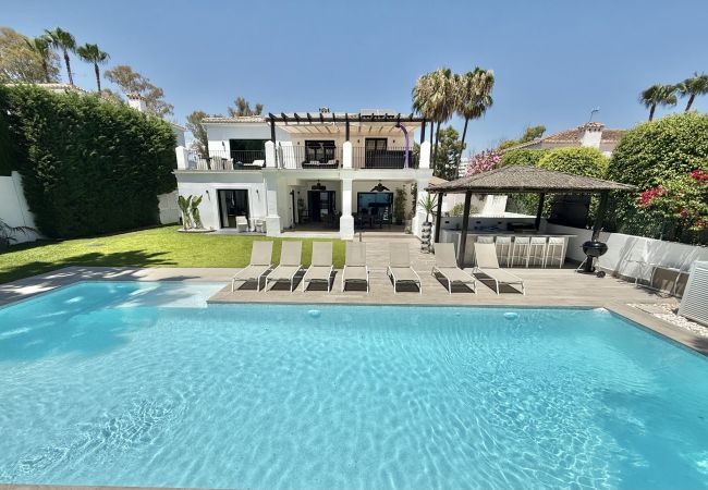Villa in Marbella - Villa Zacaluca - Modern Luxury with Andalusian Charm Villa in Marbella - Villa Zacaluca - Modern Luxury with Andalusian Charm