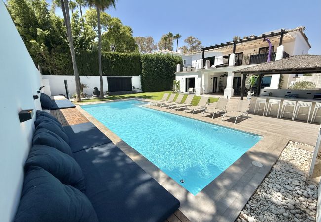 Villa in Marbella - Villa Zacaluca - Modern Luxury with Andalusian Charm Villa in Marbella - Villa Zacaluca - Modern Luxury with Andalusian Charm