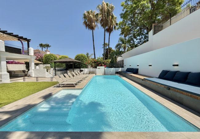 Villa in Marbella - Villa Zacaluca - Modern Luxury with Andalusian Charm Villa in Marbella - Villa Zacaluca - Modern Luxury with Andalusian Charm