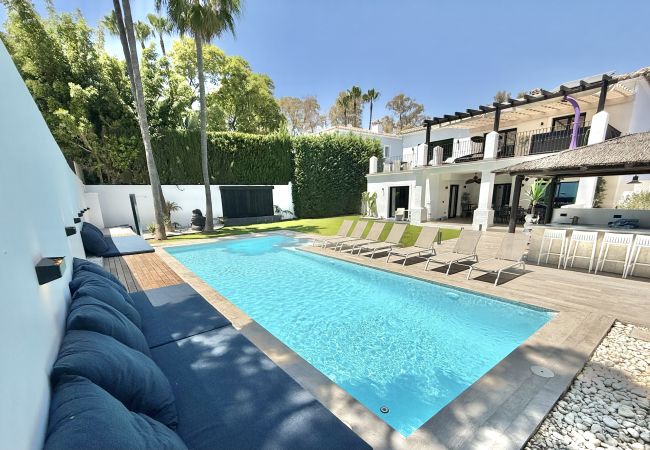 Villa in Marbella - Villa Zacaluca - Modern Luxury with Andalusian Charm Villa in Marbella - Villa Zacaluca - Modern Luxury with Andalusian Charm