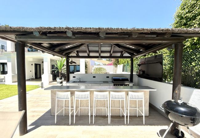 Villa in Marbella - Villa Zacaluca - Modern Luxury with Andalusian Charm Villa in Marbella - Villa Zacaluca - Modern Luxury with Andalusian Charm