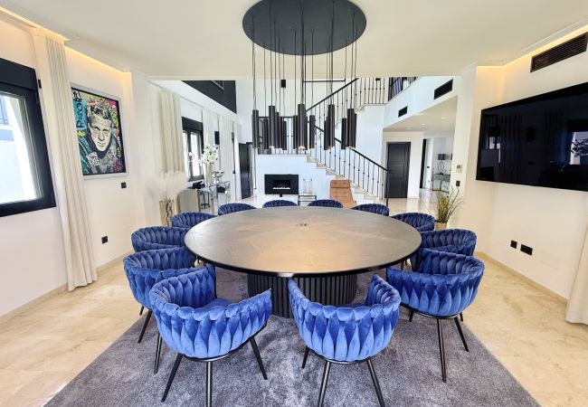 Villa in Marbella - Villa Zacaluca - Modern Luxury with Andalusian Charm Villa in Marbella - Villa Zacaluca - Modern Luxury with Andalusian Charm
