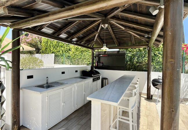 Villa in Marbella - Villa Zacaluca - Modern Luxury with Andalusian Charm Villa in Marbella - Villa Zacaluca - Modern Luxury with Andalusian Charm
