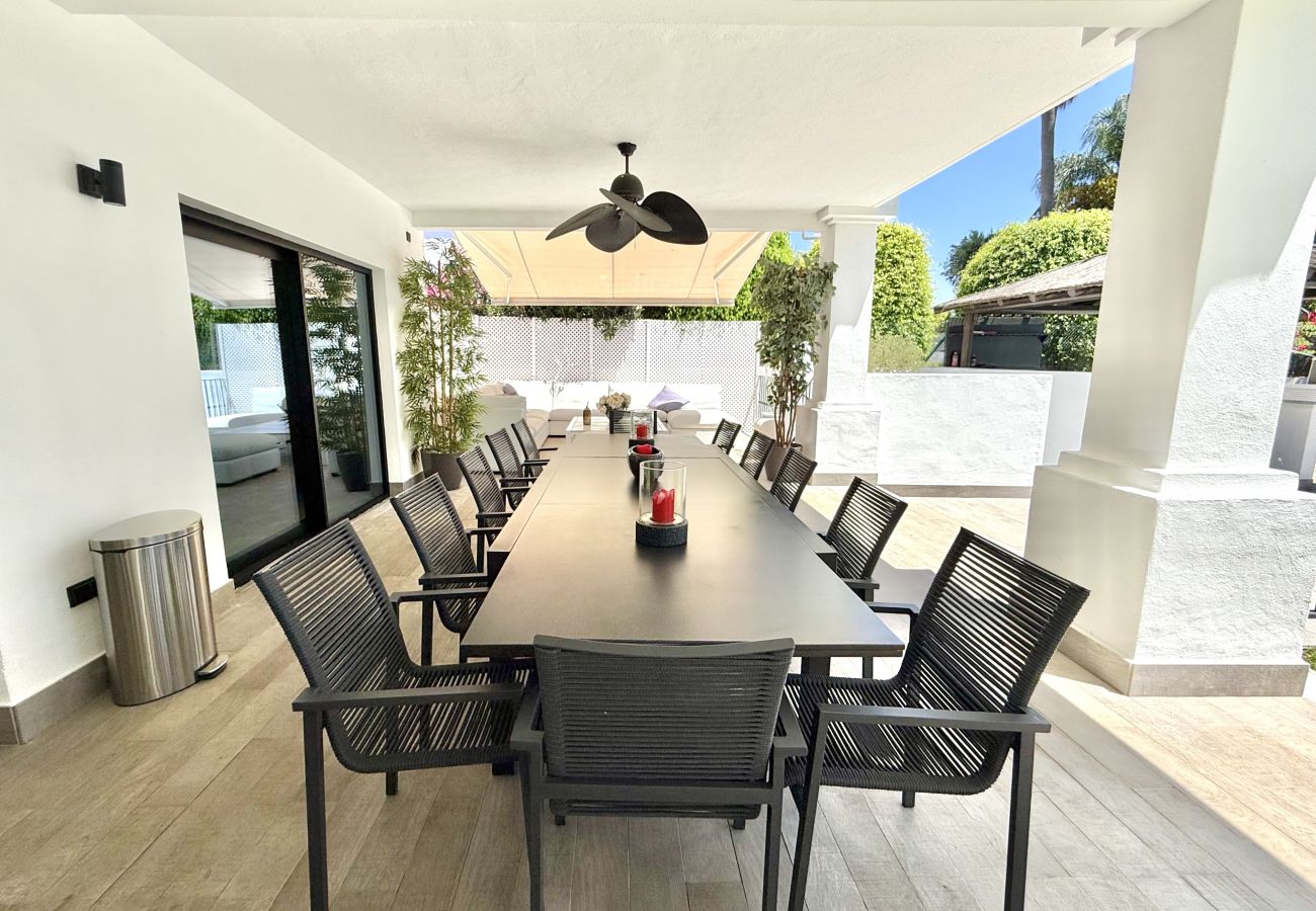 Villa in Marbella - Villa Zacaluca - Modern Luxury with Andalusian Charm Villa in Marbella - Villa Zacaluca - Modern Luxury with Andalusian Charm